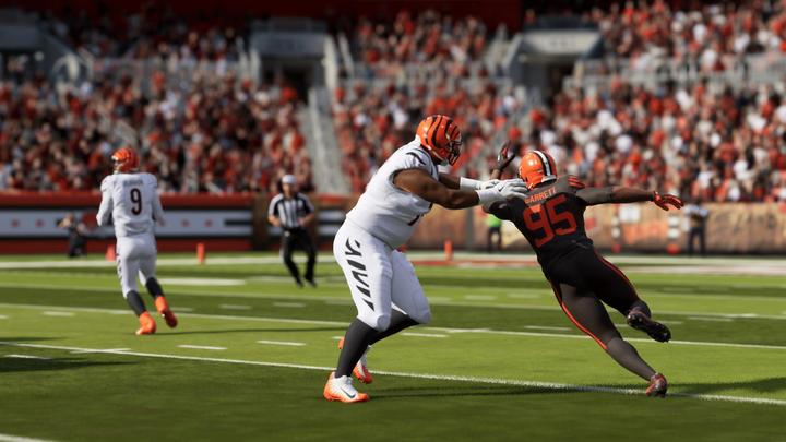 Produktbild Microsoft Xbox MADDEN NFL 24: Std Edt Download Code (Xbox One S)