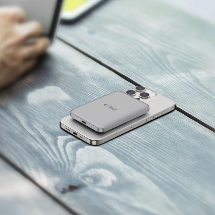 Actual product image Tech-Protect None (5000 mAh, 15 W)