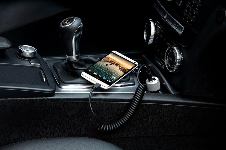 Produktbild Just Mobile Highway Max' Dual-USB Car Charger mit Micro-USB
