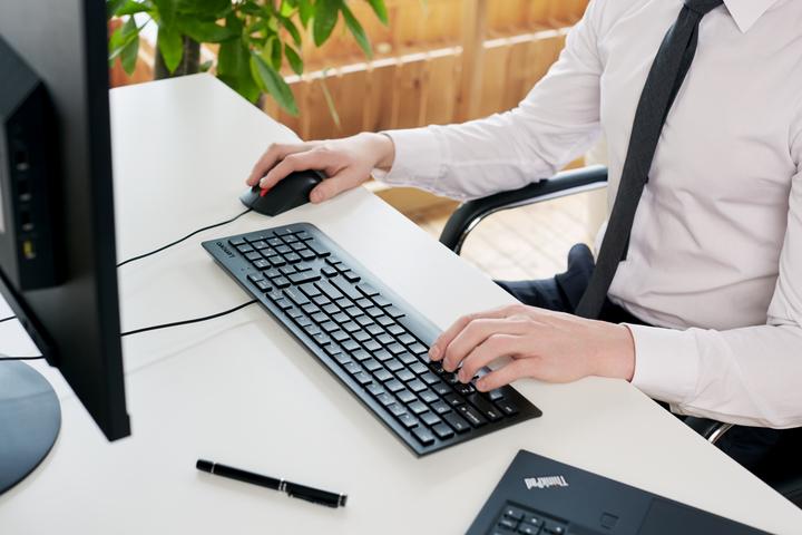 Produktbild Lenovo Essential (US, Kabelgebunden)