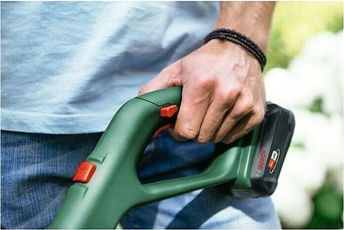 Actual product image Bosch Home & Garden Easy GrassCut 18V-26 (Plastic knives)