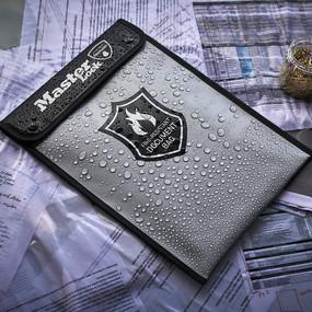 Produktbild Master Lock Feuerbeständige Dokumententasche