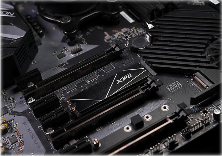 Immagine prodotto Adata XPG Gammix S70 Blade (1000 GB, M.2 2280)