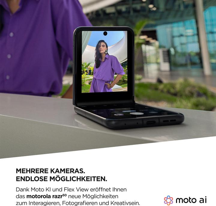 Productafbeelding Motorola Razr 50 (256 GB, Koala Grijs, 6.90", SIM + eSIM, 50 Mpx, 5G)