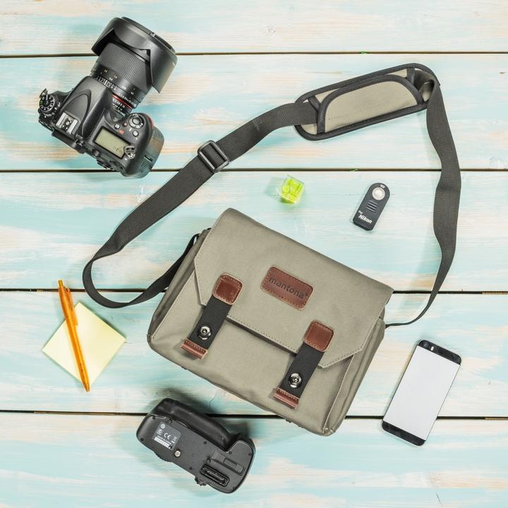 Image du produit mantona Sacoche pour appareil photo Milano piccolo (Sac à bandoulière pour appareil photo)