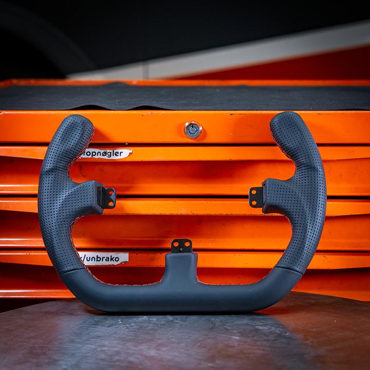 Actual product image Asetek SimSports GT Rim - Open D, leather (PC)