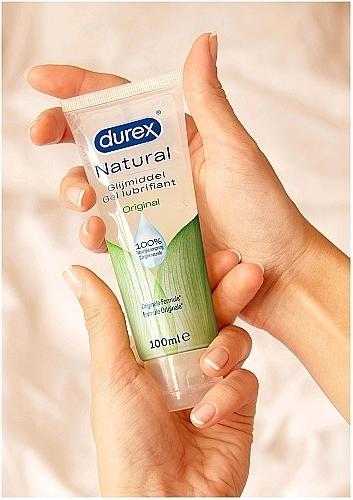 Actual product image Durex Naturals (100 ml)