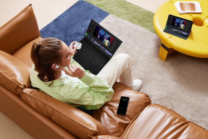 Image du produit TCL 50 5G (128 Go, Space grey, 6.60", SIM + eSIM, 50 Mpx, 5G)