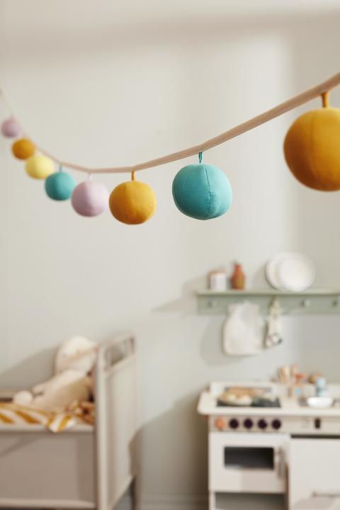 Actual product image Kids Concept Garland pompoms