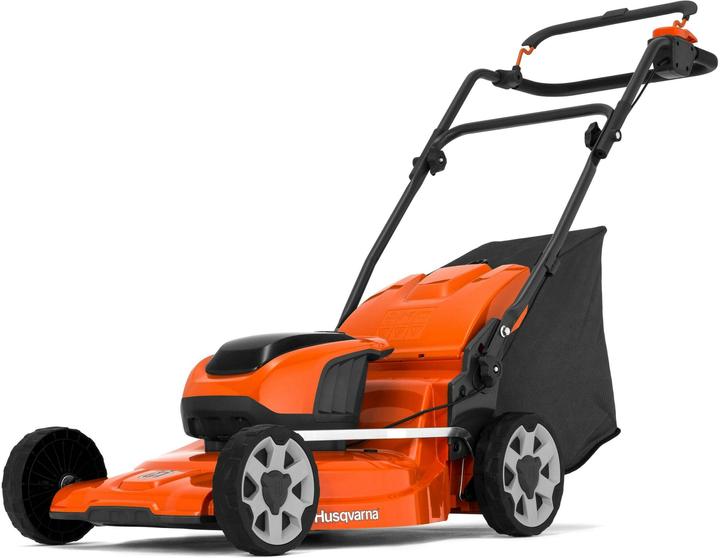 Actual product image Husqvarna LC 142i (Rechargeable battery operated)