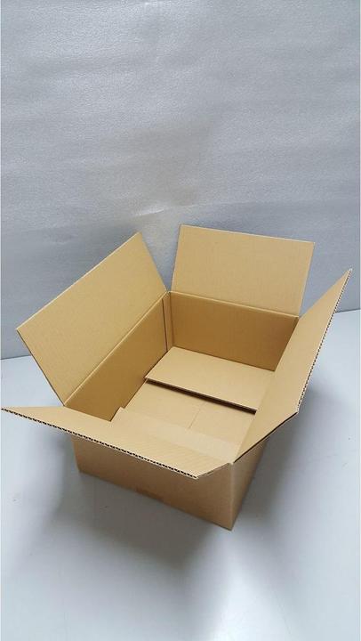 Corrugated cardboard boxes (10 x)