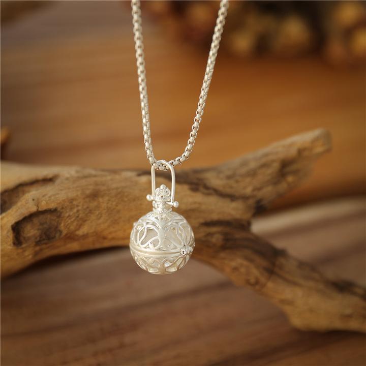 Actual product image Andreani Necklace with rock crystal ball pendant (Metal)