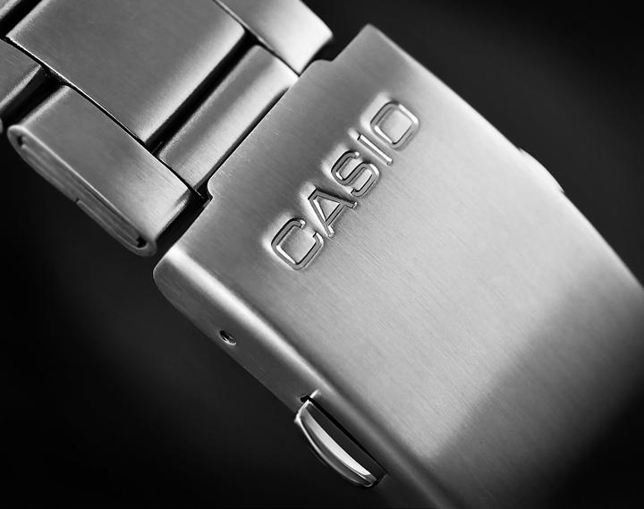 Produktbild Casio Illuminator (Digitaluhr, 44 mm)