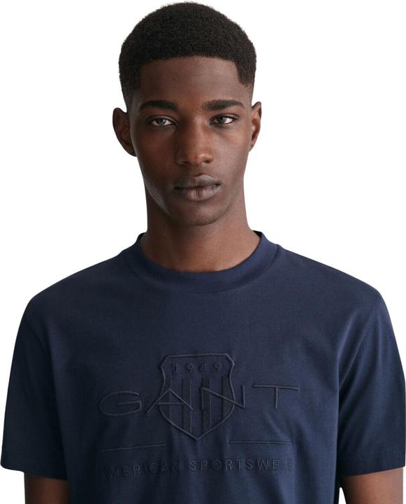 Actual product image GANT Reg Tonal Shield T-Shirt (L)
