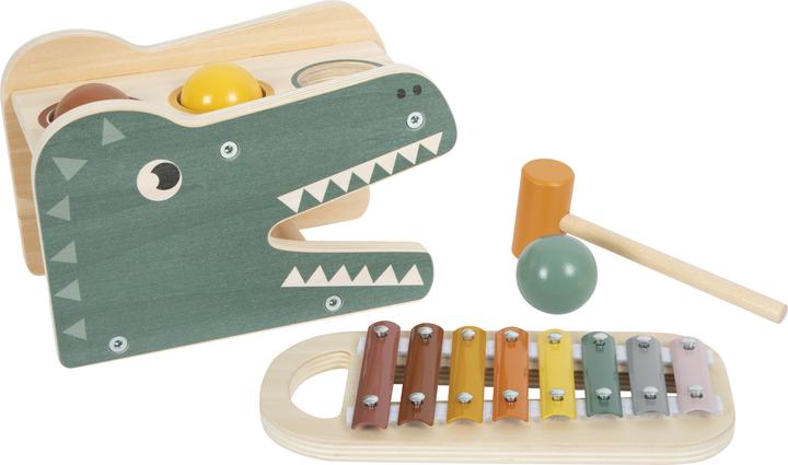 small foot Tapping game with xylophone "Safari (German)