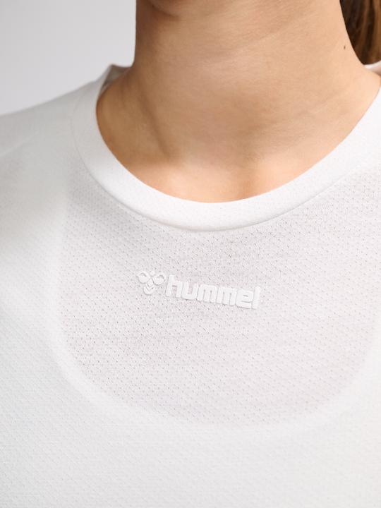 Actual product image hummel Mt Vanja T-Shirt (XS)