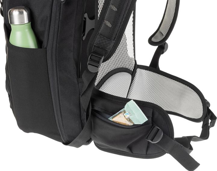 Actual product image Koor Pilloon 24 + 4 l hiking rucksack, black (28 l)
