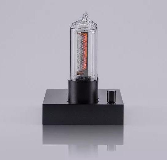 Actual product image Millclock NEU! ZIN18 Nixie-Uhr Klassiker Schwarzes Aluminiumgehäuse 4 Röhren.