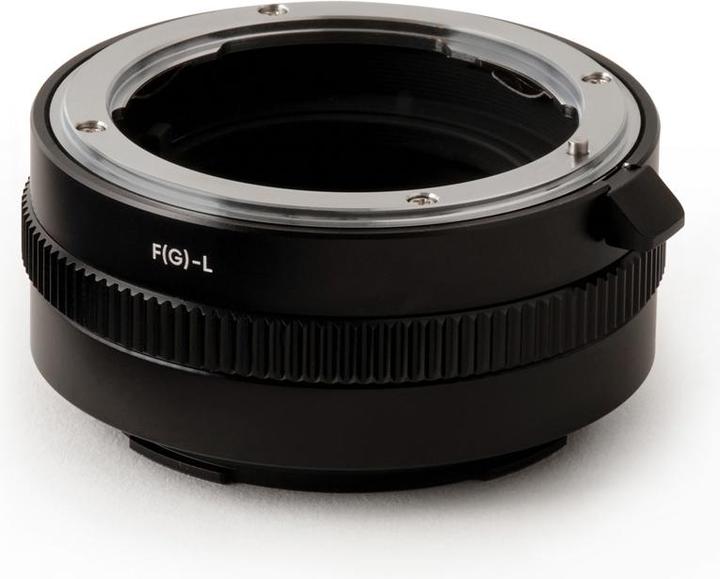 Actual product image Urth Lens adapters