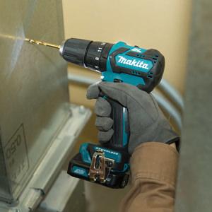 Produktbild Makita Hp332dy1j (Akkubetrieb)