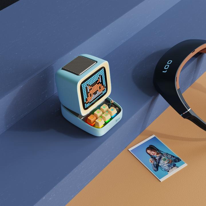 Actual product image Divoom DitooPro (8 h, Battery operated)