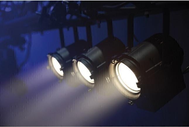 Image du produit Showtec Performer Fresnel Mini DMX (LED)