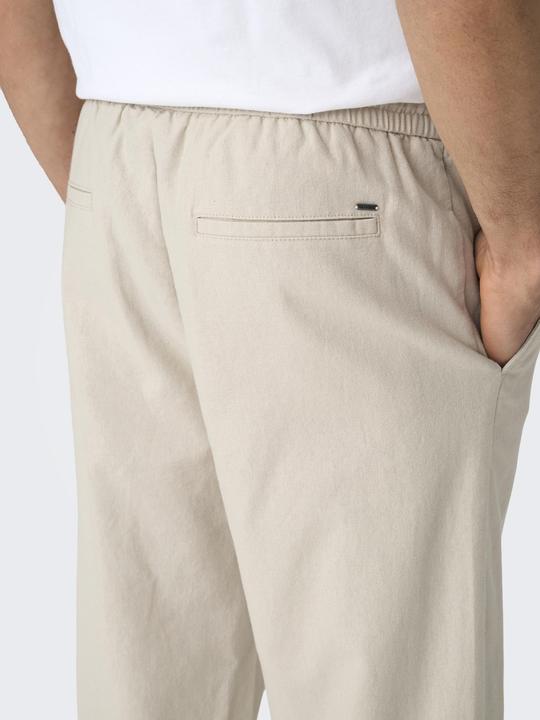 Produktbild Only & Sons Locker geschnitten Mid Rise Hose Hose (L)