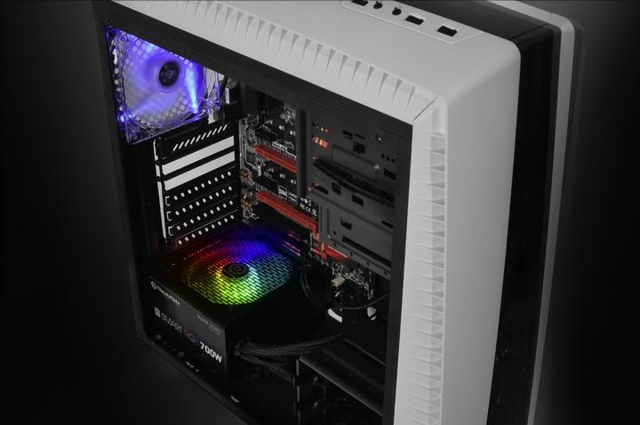 Productafbeelding Thermaltake Slimme RGB (600 W)