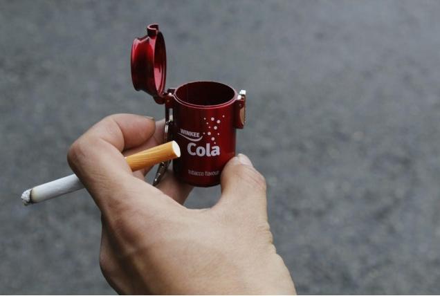 Produktbild Winkee Ashtray - Portable Ashtray Cola