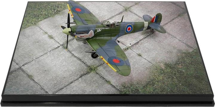 Actual product image Forces of Valor British Supermarine Spitfire Mk.IX