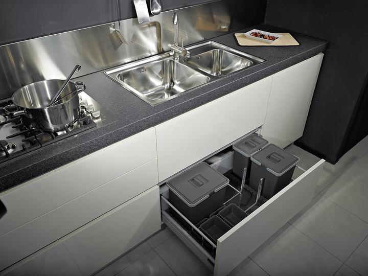 Immagine prodotto Elletipi Metropolis PTC22 - Mülltonnen-System (48 l)