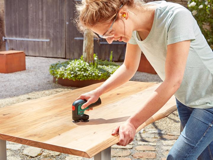 Image du produit Bosch Home & Garden EasyCurvSander 12 (Ponceuse excentrique, 12 W)