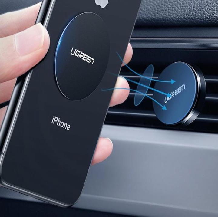 Actual product image Ugreen 2x metal plate with leather for magnet cell phone holder