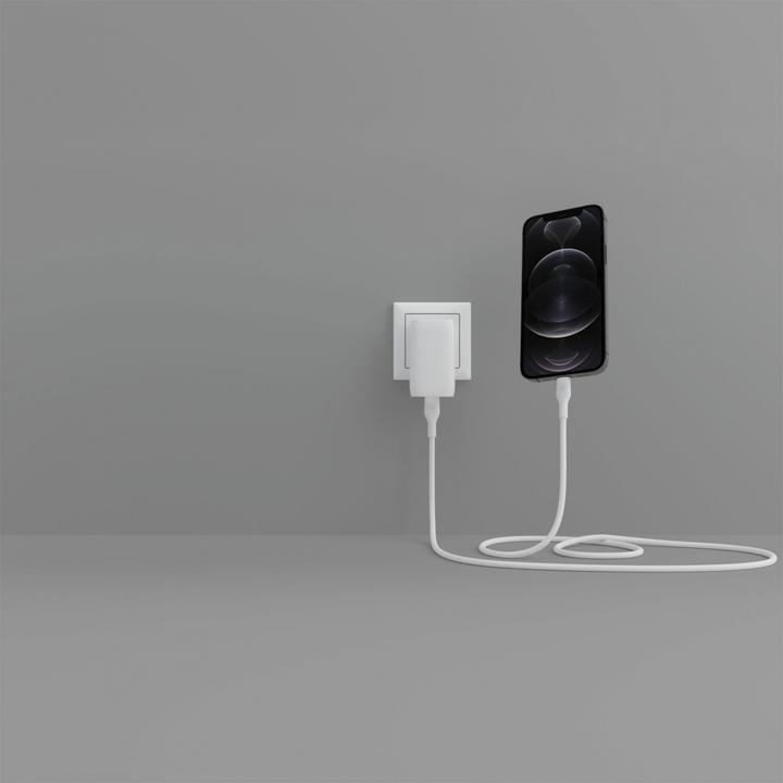 Actual product image Belkin USB C — Lightning (3 m, USB 2.0, 15 W)