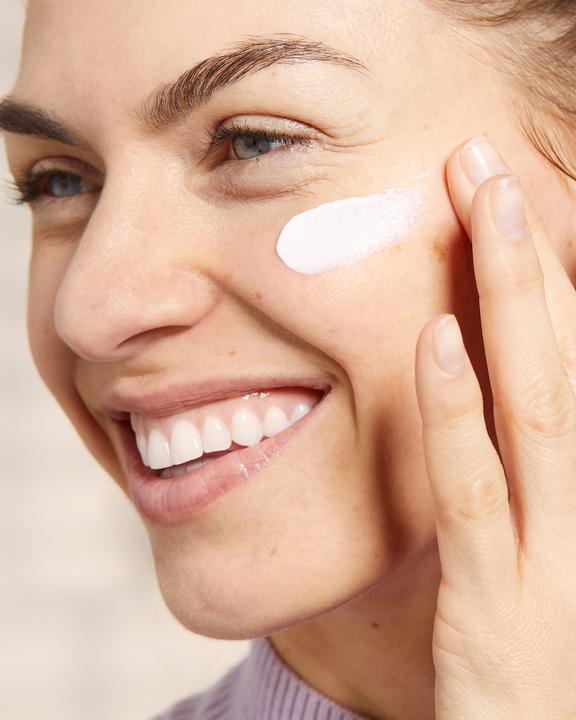 Image du produit NIVEA Soin de nuit Cellulaire Expert Combleur (50 ml, Crème de nuit)