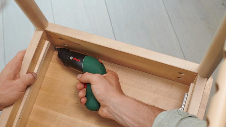 Image du produit Bosch Home & Garden IXO 6 Ensemble (Fonctionnement sur batterie)