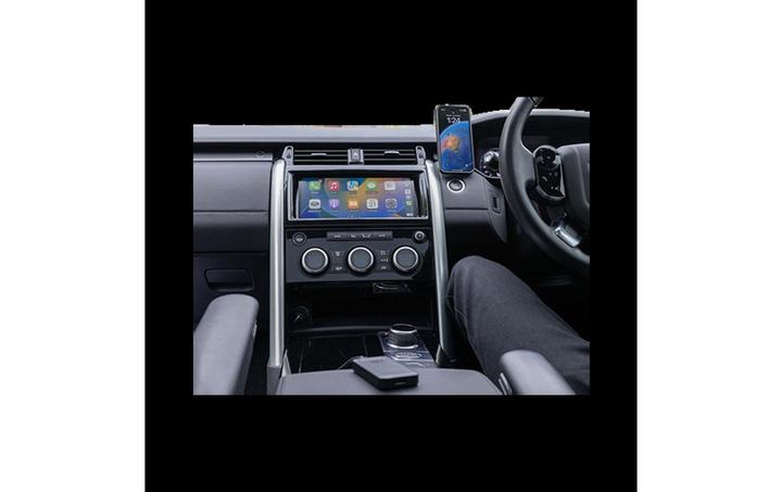 Actual product image Quad Lock Wireless Carplay Adaptor (0.75 W)