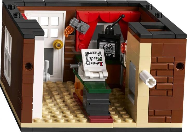 Immagine prodotto LEGO Home Alone (21330, LEGO Ideas, Set LEGO rari)