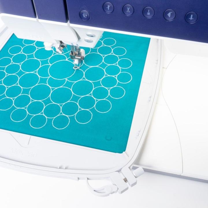 Actual product image Pfaff creative™ Grand Quilters Hoop 260 x 260 mm, Group L
