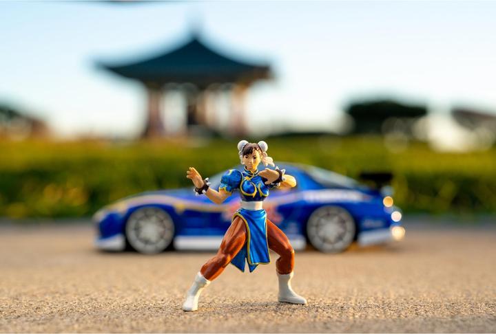 Immagine prodotto Jada Street Fighter 1993 Mazda RX7 1:24