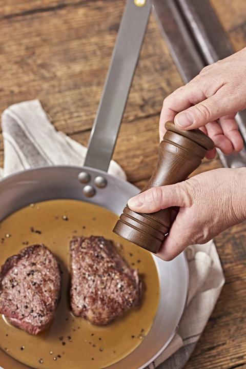 Productafbeelding de Buyer Doos Teaklover Mineral B 26+Tonnen+Molen (26 cm, Koekenpan, Staal)