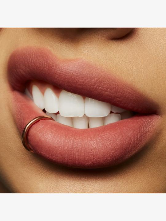Produktbild MAC Cosmetics Powder Kiss Liquid Lipcolour (Over the Taupe)