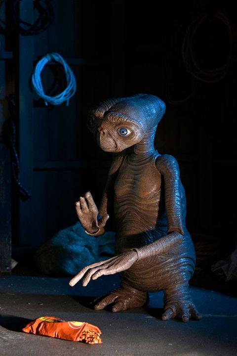 Image du produit Neca E.T., l'extra-terrestre: Ultimate E.T.