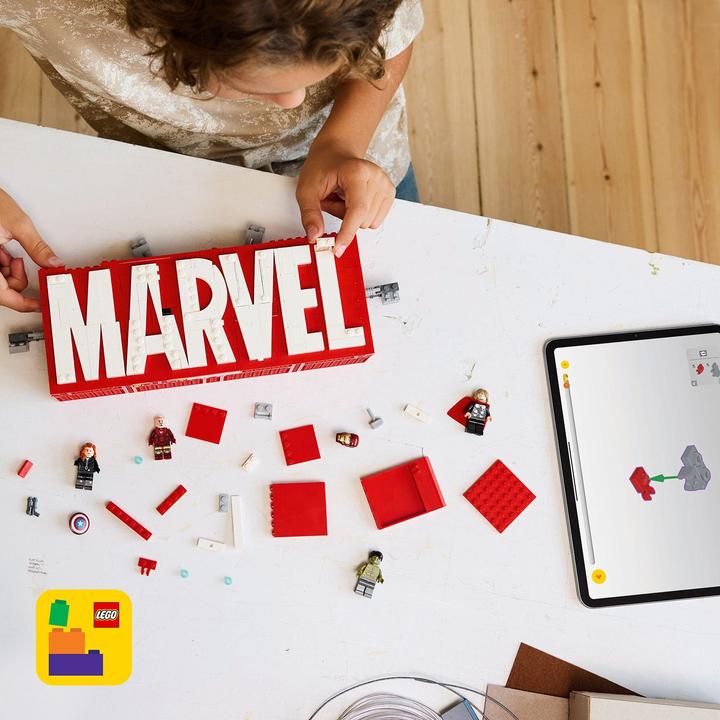Actual product image LEGO Logo & Minifiguren (76313, LEGO Marvel)