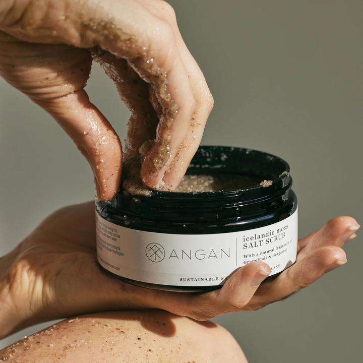 Immagine prodotto Angan Scrub al sale di muschio islandese (300 ml)