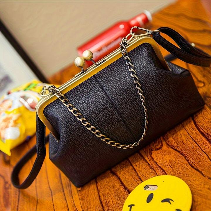 Produktbild Only-Bags.Store Mode Kette Dekor Schulter Crossbody Tasche Vintage Solid Farbe Clip Handtasche