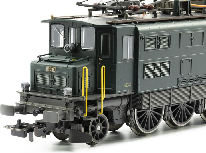 Actual product image Piko SBB El Loco Ae 4/7 10998 MFO Ep. IV DC (Track H0)