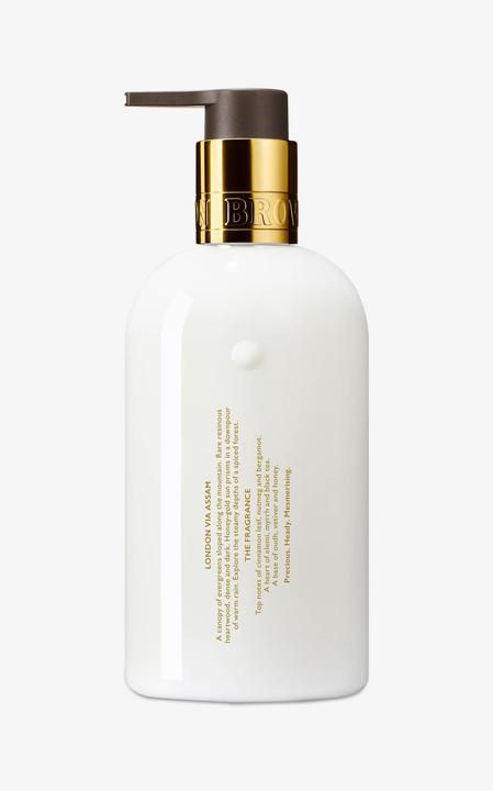 Actual product image Molton Brown Mesmerising Oudh Accord & Gold Body Lotion Mesmerising Oudh Accord & Gold (Body lotion, 300 ml)