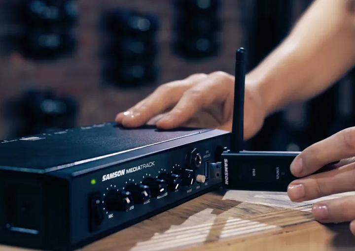 Image du produit Samson MediaTrack mixer avec interface audio (Studio et mixeur live)