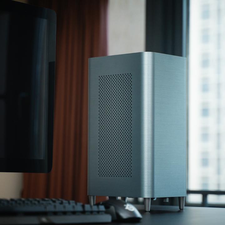 Actual product image Jonsbo N1 (Mini-ITX)
